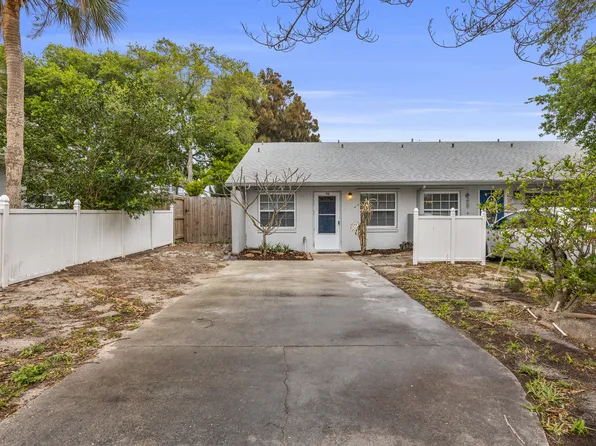 110 Harrison Ave, Cape Canaveral, FL 32920