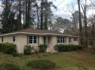 1024 N Pine Knoll Dr, Macon, GA