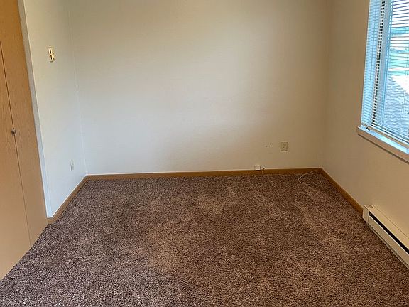 5th image of 190 Country Club Rd SW APT 106