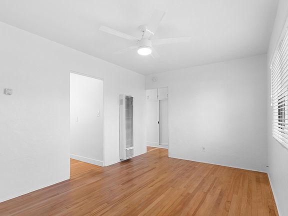 3rd image of 4912 Del Monte Ave