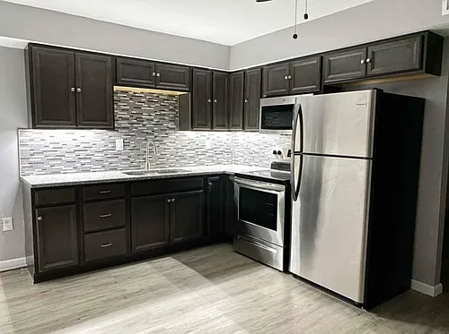 120 Daniels Dr Photo 1