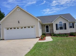 55 Victoria Hills Dr S, Fuquay Varina, NC 27526