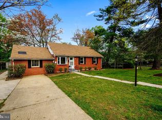 7421 Nigh Rd, Falls Church, VA 22043