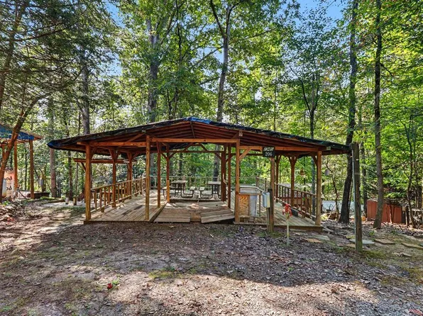 206 13th St, Ellijay, GA 30540