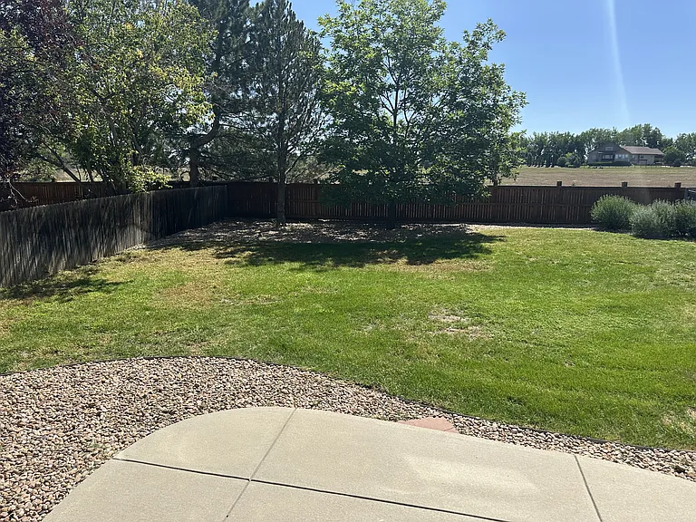 2573 Betts Cir — Photo 19