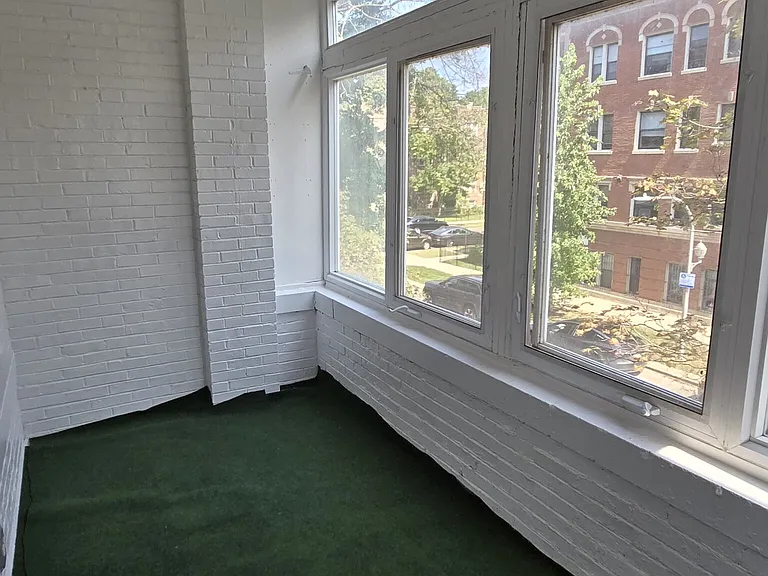 7460 N Greenview Ave #2 — Photo 12