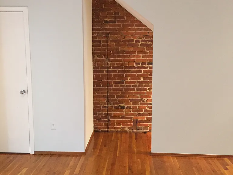 1424 Q St NW #1 — Photo 18