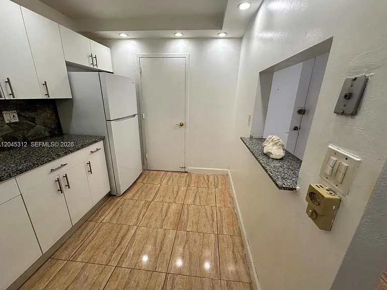 1470 NE 125th Ter #412 — Photo 3