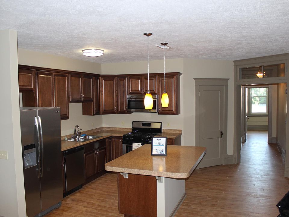Kitchen Dinette