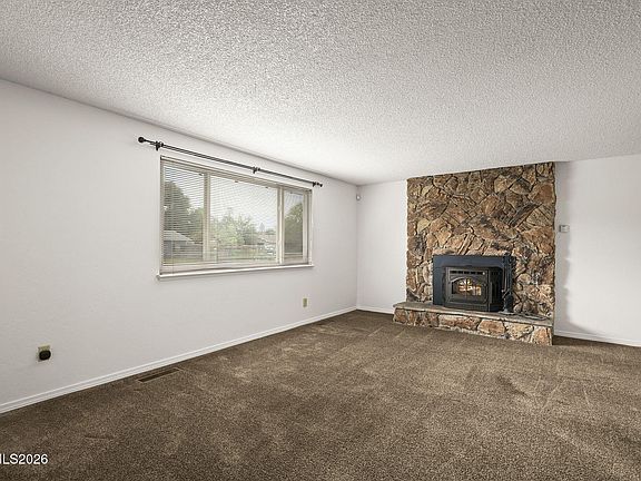 4th image of 3704 Cinnabar Ave