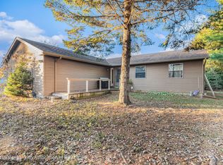 6037 Alward Rd, Laingsburg, MI 48848