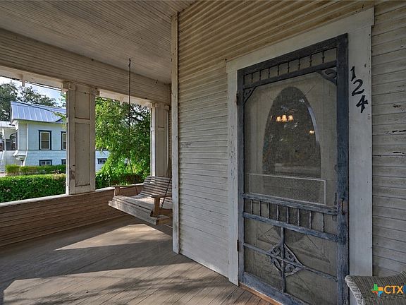 3rd image of 124 S Avenue I