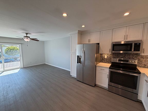 3rd image of 3880 Shasta St APT B22