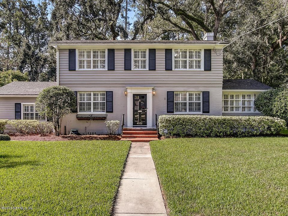 Welcome to 4532 Country Club Road!