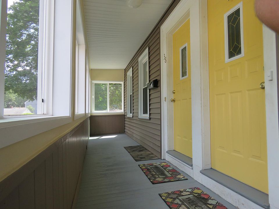 Three-season Porch