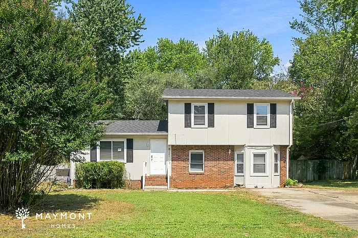 121 Dexter Cir