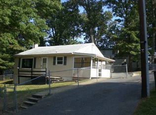 841 Faber Ave, Waynesboro, VA 22980