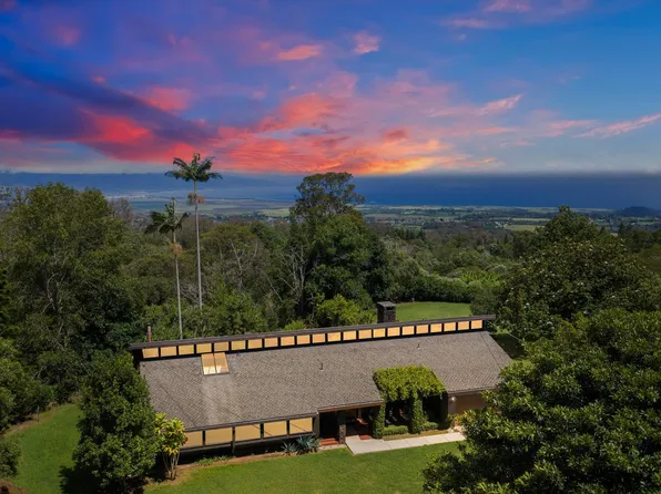 1740 Piiholo Rd, Makawao, HI 96768