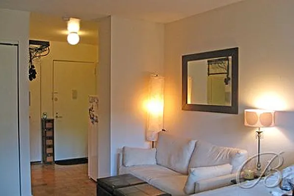 Sold by Bellmarc Realty | media 30