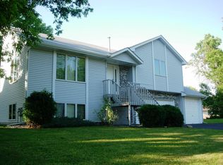 6517 Glacier Ln N, Maple Grove, MN 55311