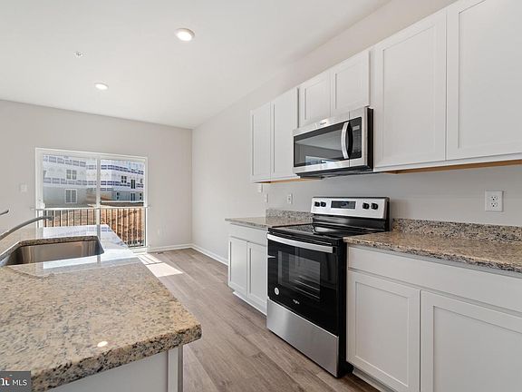 7th image of this home