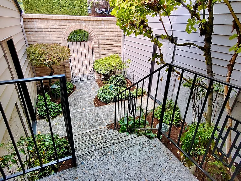 4470 Lakeview Blvd — Photo 6
