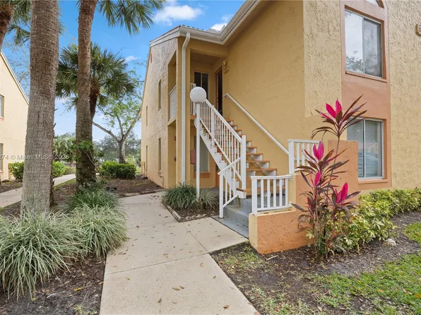 1031 Coral Club Dr #1031, Pompano Beach, FL 33071
