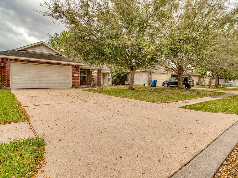 142 Anvil Rock Ln — Photo 2