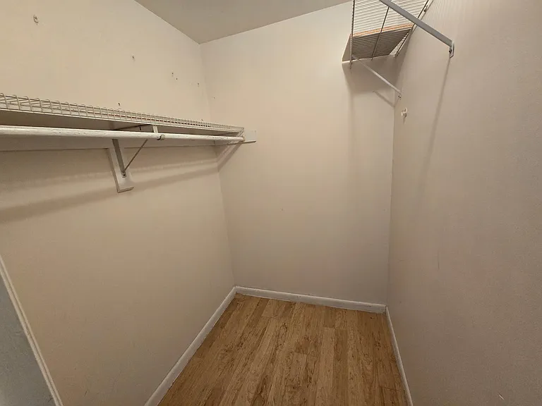 1951 Airy Cir — Photo 16