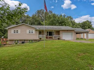 14378 Mustang Rd, Marion, IL 62959