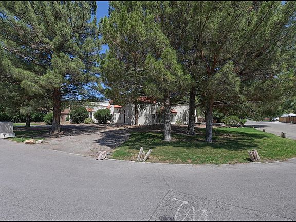 3rd image of 401 Kingswood Dr