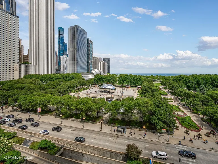 6 N Michigan Ave #80-J — Photo 10