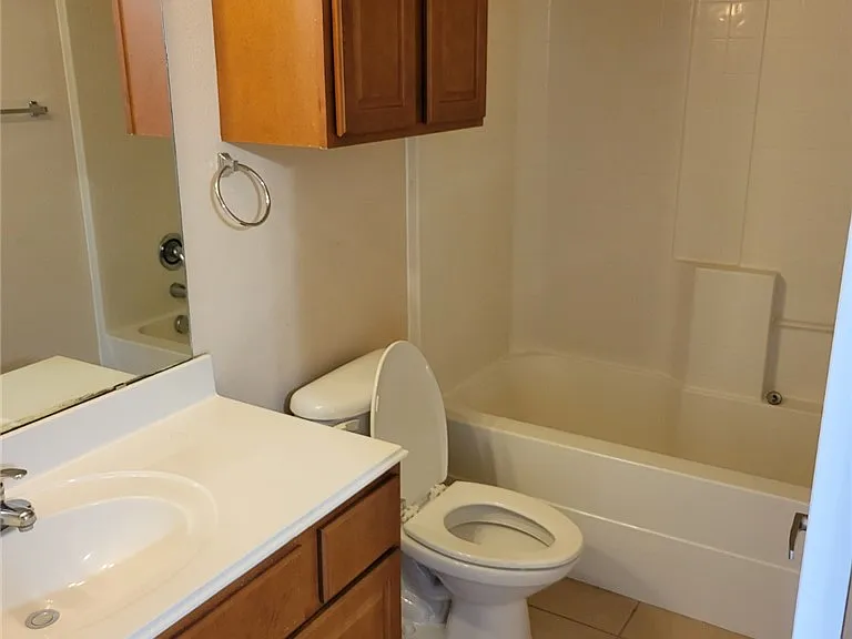 305 Holleman Dr E #1705 — Photo 10