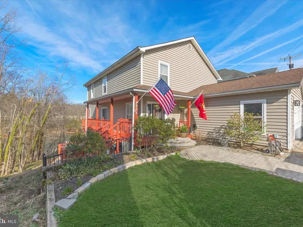 806 N Shore Dr, Glen Burnie, MD 21060