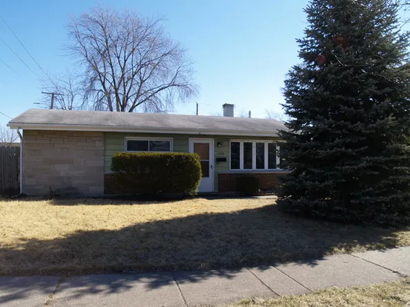 1353 Stanley Blvd, Calumet City, IL 60409