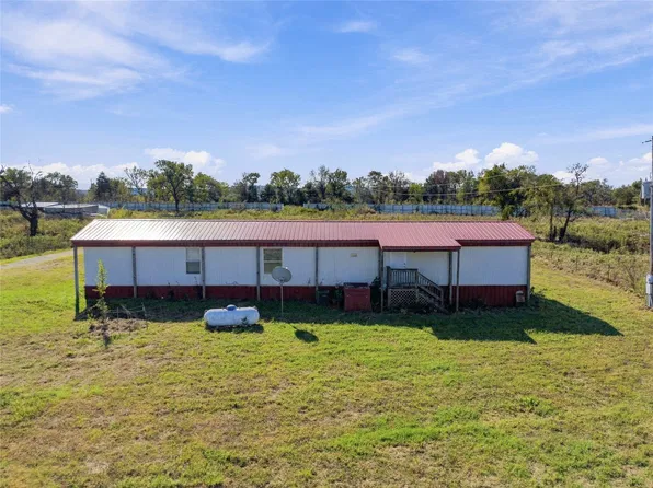 40180 E 1290th Rd, McCurtain, OK 74944