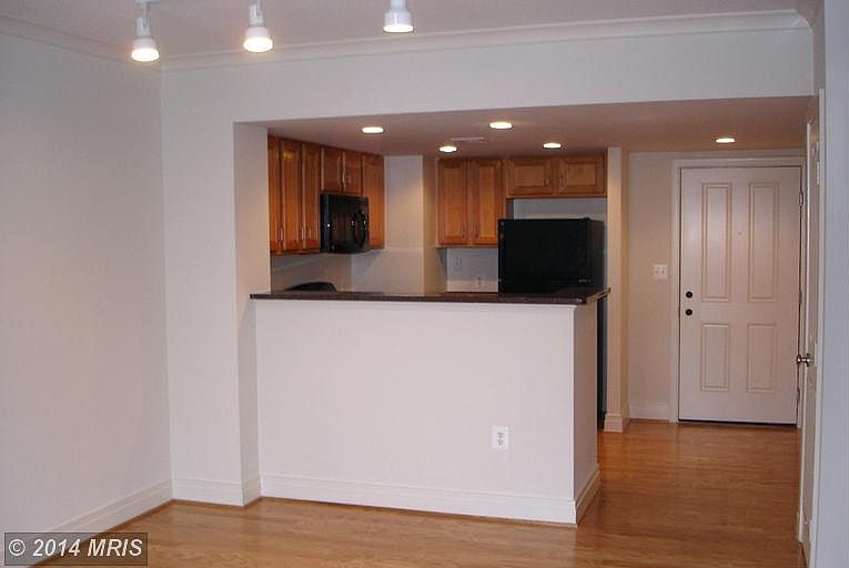 1st image of 414 Water St Unit 2610