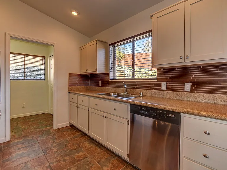 8660 E Manley Dr — Photo 13