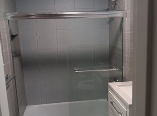 100 Oakwood Ave APT A8, West Hartford, CT 06119