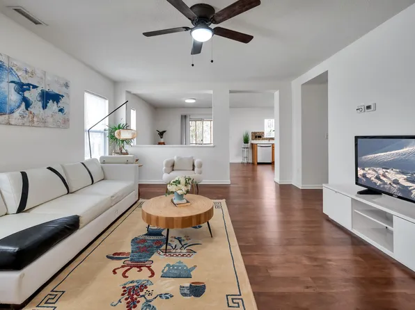 2022 Remington Oaks Cir, Cary, NC 27519