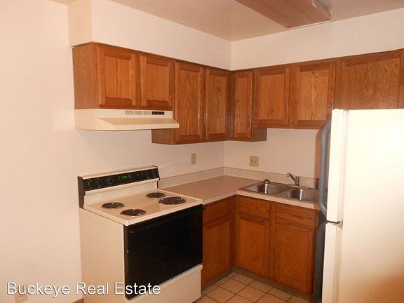 2nd image of 100 W 9th Ave APT 2B