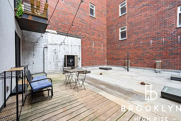Rented by Brooklyn High Rise LLC | media 10
