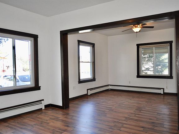 4th image of 431 Hudson Ave