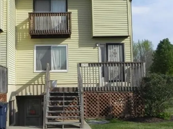11292 Laurelwalk Dr #B3, Laurel, MD 20708
