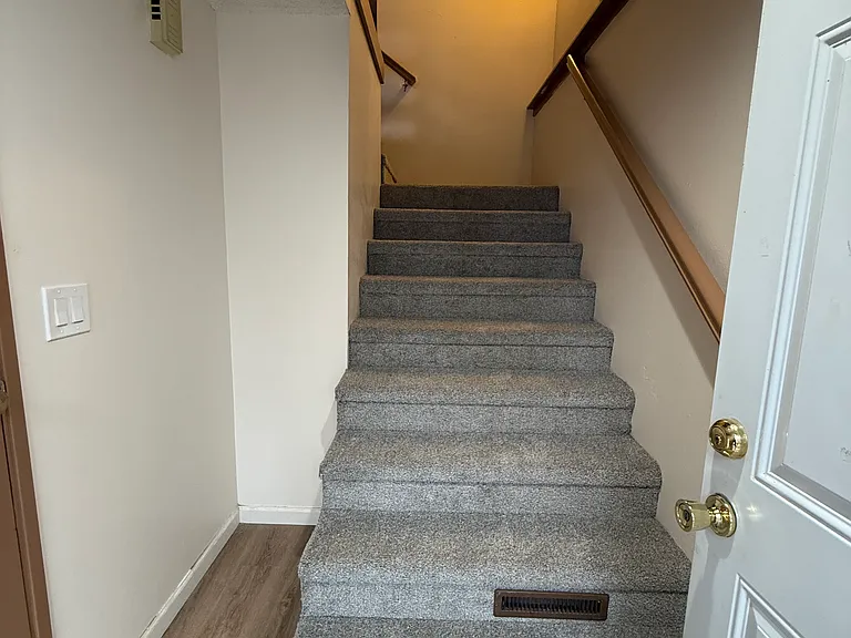 14376 SW Farmington Rd — Photo 6
