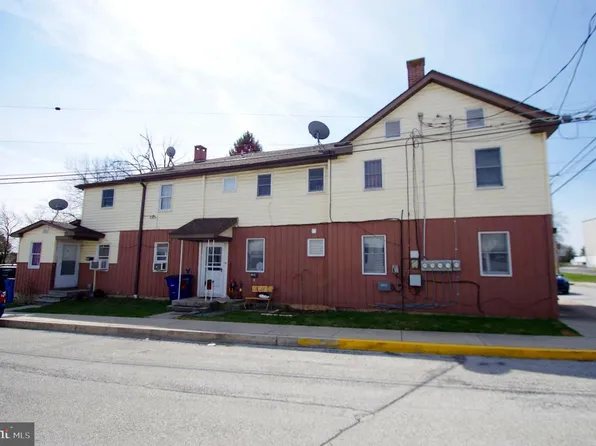 102 Cemetery St, Littlestown, PA 17340