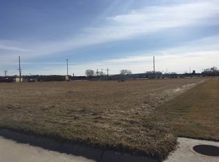 1318 Andrews Dr, Norfolk, NE 68701