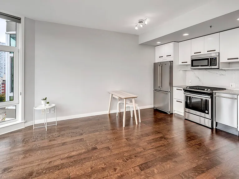 2801 1st Ave #1115 — Photo 17