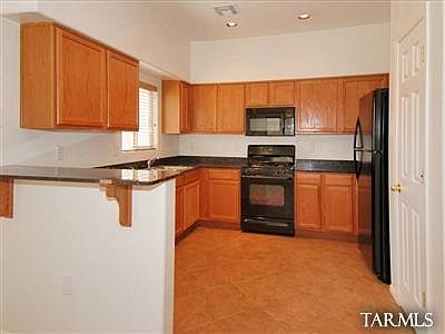 2nd image of 428 E Placita Lezna