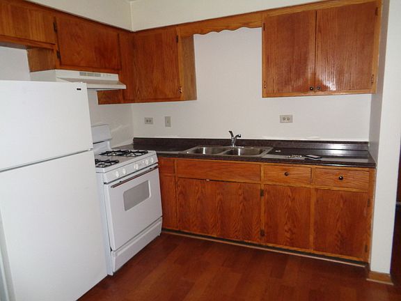 5th image of 8631 S 82nd Ave APT 2S